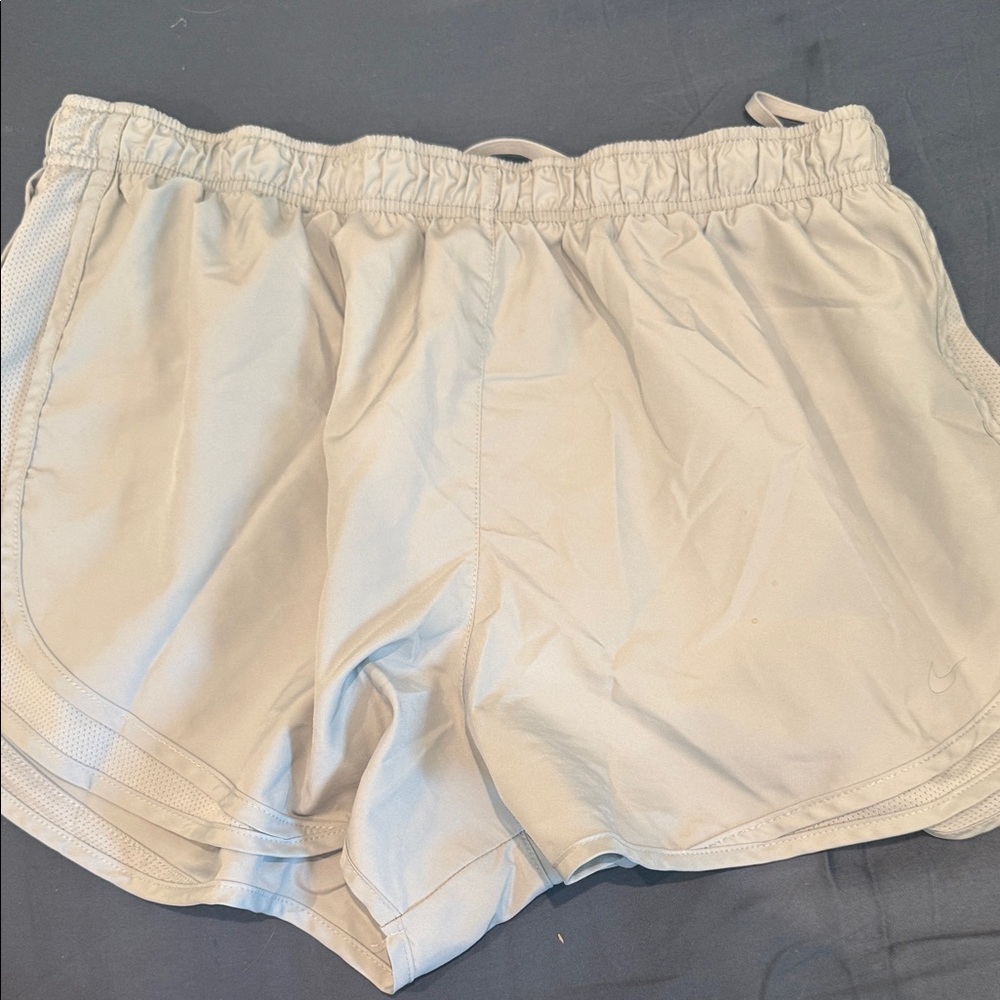 Nike Women's Athletic Shorts - Light Gray